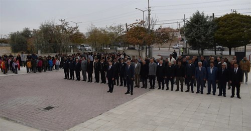 "10 Kasım Atatürk' ü Anma Günü" Çelenk Sunma Töreni Gerçekleştirildi